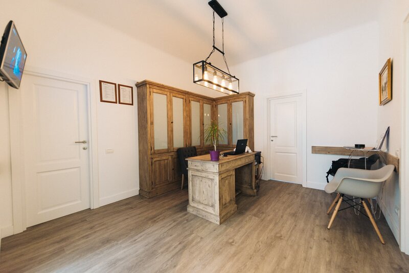 Dentem - Clinica estetica dentara si implantologie