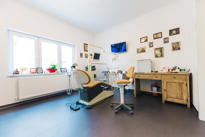 Dentem - Clinica estetica dentara si implantologie
