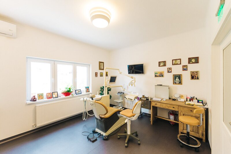 Dentem - Clinica estetica dentara si implantologie